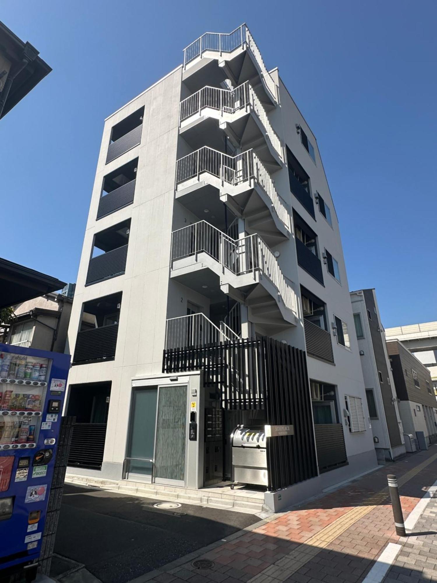 Nestay Miriz Ikebukuro * Tokio